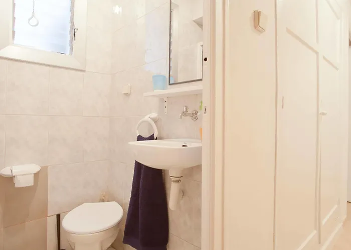 Tarradellas Sants Estació * Barcelona