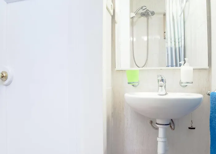 Tarradellas Sants Estació *