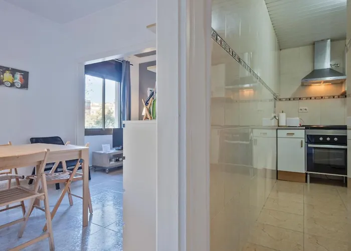 Tarradellas Sants Estació Apartamento *