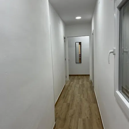 Apartamentos Tarradellas Sants Estacio Apartment *