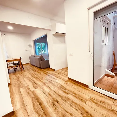 Tarradellas Sants Estacio Apartament *