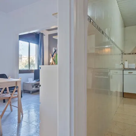Tarradellas Sants Estacio Apartament *